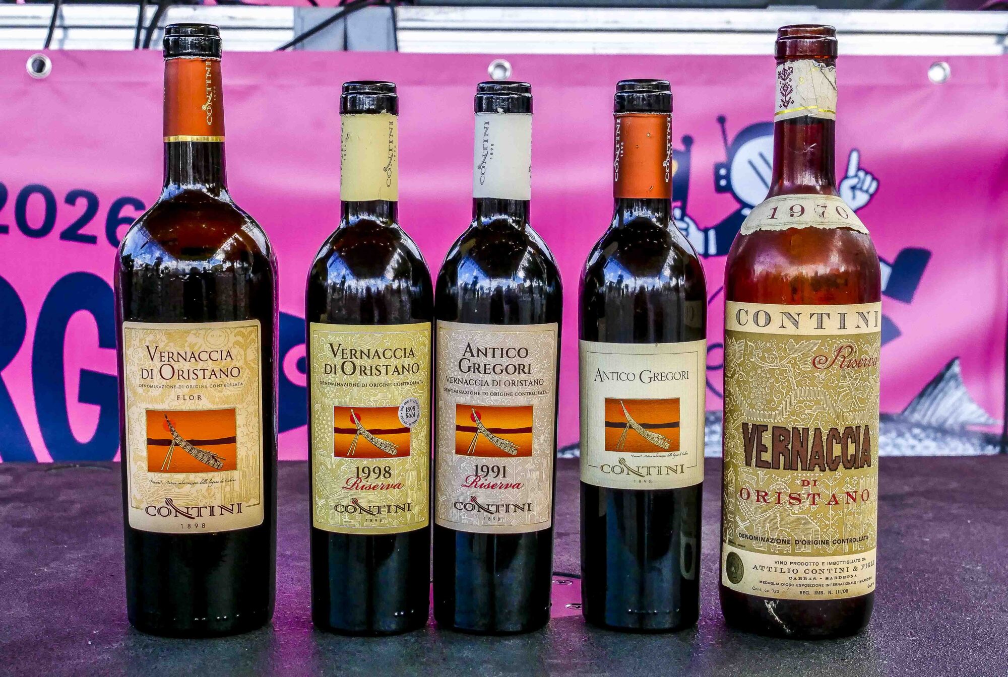 Cinque annate, cinque momenti diversi: con la Vernaccia di Oristano si assaggia anche il tempo.